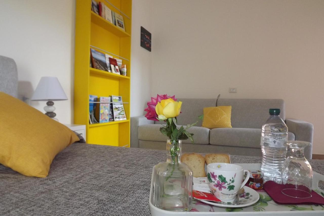 Flamingo Guest House- Rooms 올비아 외부 사진