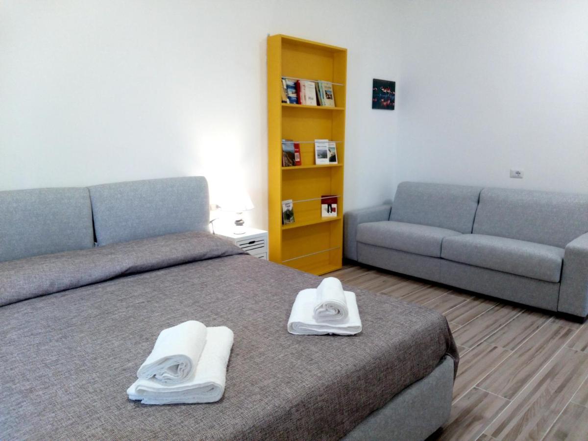 Flamingo Guest House- Rooms 올비아 외부 사진