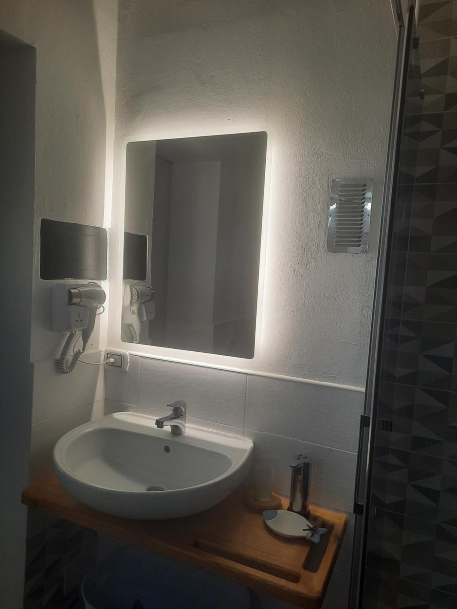 Flamingo Guest House- Rooms 올비아 객실 사진